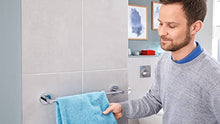 tesa Exxcellent Barra Porta Asciugamani Adesiva - Porta asciugamani in metallo cromato inox - senza forature - Rimovibile senza tracce - Tenuta fino a 12 kg - 50 mm x 500 mm x 85mm