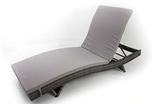 AVANTI TRENDSTORE - Almeida - Sdraio da Giardino con Schienale Regolabile, in polirattan di Colore Grigio con Cuscino Grigio. Dimensioni: Lap 200x38x70 cm