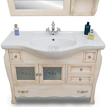 Arredo bagno in legno avorio in stile decapè con lavabo in ceramica e colonna