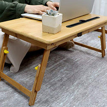 JINKEBIN Tavolo pieghevole per computer portatile con gambe regolabili in bambù naturale pieghevole per la colazione e servire il letto vassoio per computer portatile