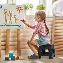 KOLOSM Sgabello Pieghevole da Bagno Sgabello Pieghevole Sgabello Leggero Materiale di qualità Leggero Sgabelli Pieghevoli Antiscivolo per Cucina Bagno Camera da Letto Bambini o Adulti (Color : Black)
