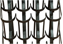 Biscottini Porta Bottiglie a Muro in Ferro battuto Finitura Nera Anticata L42xPR17xH84 cm
