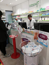 Astroplastic Parafiato Pannello Protezione a L, Diverse Misure A Scelta - Vetrina per Alimenti, Farmacie, Tabaccherie, Parasputo, Barriera in plex plexiglas Trasparente (cm Altezza 80 x Larghezza 80)