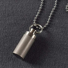 HEALLILY Portapillole Portachiavi Mini Portapillole in Titanio Portapillole Portatile Custodia per Medicinali per Borsa da Viaggio All'aperto per Interni