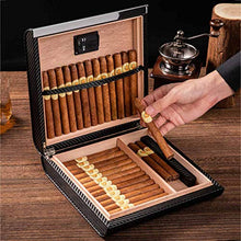 Humidor Moderno in Cedro in Fibra di Carbonio con Igrometro Digitale e Umidificatore, Portasigari di Grande Capacità Armadietto per Sigari Portatile in Legno di Cedro, Contiene 20-35 Sigari