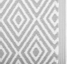 Brandsseller Tappeto per interni ed esterni, circa 90 x 150 cm, resistente alle intemperie, per giardino, terrazza, balcone, motivo a rombi, grigio chiaro