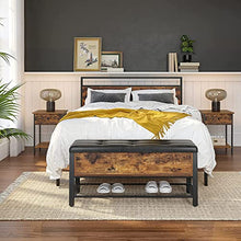 VASAGLE Comodino, Tavolino Divano con Cassetto e Ripiano, Struttura in Metallo, Montaggio Facile, per Camera da Letto Soggiorno, Stile Industriale, Marrone Vintage e Nero LET55BX