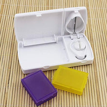 HEALLILY 2 pezzi pillola cutter splitter doppia griglia scatola di pillole compresse di medicinali dispenser divisore custodia
