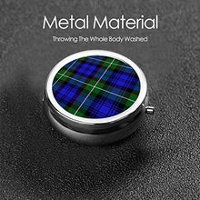 Sempill Simple, contenitore rotondo per pillole in tartan a 3 scomparti, in metallo, per medicinali e vitamine, per viaggi all'aperto