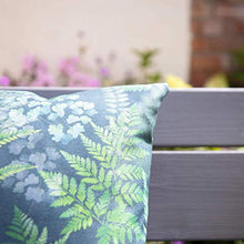 Celina Digby® Cuscino da giardino impermeabile per esterni in fibra cava di colore blu navy quadrato dimensioni 43 x 43 cm, 43 x 43 cm, felci verdi