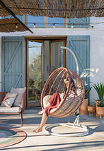 Kave Home - Poltrona sospesa con piede Elianis terracotta