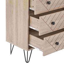 Comodino con 3 cassetti con maniglie in metallo e corridori, unico pannello posteriore e design unico a zig zag