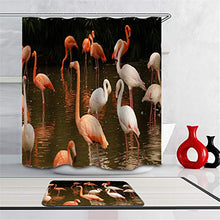 Combinazione Bagno. Immagini Chiare E Colori Vivaci Rendono Il Tuo Bagno Pieno di Vita. Accessori da Bagno. Fenicottero nel Lago.