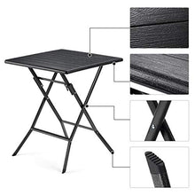 SONGMICS Tavolino Pieghevole da Giardino con Superficie in Plastica con Venatura del Legno, Gambe in Ferro Stabile, Piedini Simili di Zoccoli, Chiusure di Sicurezza, 62 x 62 x 73 cm, Nero GPT04BK