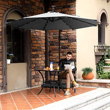 SONGMICS Ombrellone da Giardino Decentrato con 32 Luci a LED a Energia Solare, Ombrellone Ø 3 m con Base, Protezione UPF50+, Manovella per Apertura/Chiusura, Terrazzo Cortile, Grigio GPU018G01
