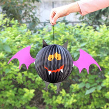 ARTFFEL Vola 2pcs Halloween Lanterne Creativo Hanging Delicato Modello di Grandi Dimensioni Bat Tatuaggi Lanterna Luce Scene Bonus for Ambientazione Esterna Partito .Compleanno