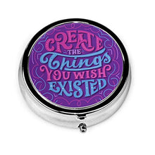 Create The Things You Wished Existed Contenitore rotondo per pillole a 3 scomparti in metallo per medicina e vitamine, contenitore decorativo per viaggi all'aperto