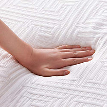 Noffa - Coprimaterasso Una Piazza e Mezza in Memory Foam 5 cm, Comodo Sollievo dal Dolore, Topper Materasso con Rimovibile e Lavabile Rivestimento (120x190x5cm)