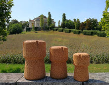 Greencorks, Collezione BEERPOUF, Coppia di Sgabelli Piccoli in Sughero. Altezza 40 Centimetri. Variante in Sughero Biondo.
