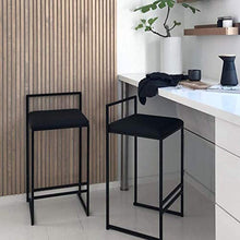 WANGFENG Sgabelli Elegante Sgabello da Bar Imbottito in Velluto Altezza Bancone con Poggiapiedi in Metallo E Gambe in Ferro Battuto (66 Cm / 76 Cm, Nero) Design Moderno