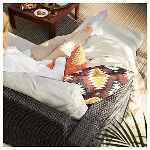 Tok Mark Traders SOLLERÖN Sgabello da esterno, grigio scuro, 62 x 62 cm resistente e facile da curare. Sezioni di divano da esterno, mobili da giardino Prodotti per esterni. Ambiente.