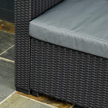 Outsunny Set Mobili da Giardino in Rattan PE Divano 3 Posti e Poggiapiedi/Tavolino, Cuscini Sfoderabili, Nero Grigio