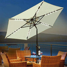 Tavolo da picnic all'aperto Ombrellone ad energia solare con 30 luci a LED, ombrelloni da esterno in alluminio per ponte, regolazione di inclinazione della piscina e braccialetti Li (sedia) Bbq Party