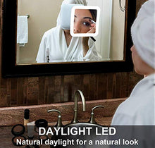 Auraglow Specchio da Bagno con Illuminazione Senza Fili a luce LED con Ingrandimento 10X per Bellezza e Rasatura con Ventosa per il Bloccaggio