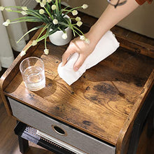 VASAGLE LET64X-Comodino da caffè, con ripiano Estraibile in Tessuto, Struttura in Metallo, per Soggiorno, Camera da Letto, Stile Vintage, Pannelli in truciolato, Ferro, 46 x 35 x 52.5 cm (L x B x H)