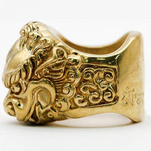 LUCKFY Portable Cigar Stand Brass Holder Creativo Retro Cigar Leone Forma Bene Durevole Leggero Sigaro Vassoio dell'esposizione Perfetto per Ambientazione Esterna e Interna,d'oro