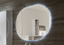 Specchiera specchio filo lucido, retroilluminato a led touch,cm.75x100 ovale decoro barocco
