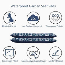Celina Digby® Set di 2 cuscini impermeabili da giardino con comoda imbottitura in schiuma per esterni o veranda, dimensioni 42 x 42 cm, 40,6 x 40,6 cm (Casablanca)