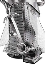 BRUBAKER Portabottiglie Justitia Silver - Supporto per Bottiglie in Metallo - Regalo di Vino con Figura in Metallo per Avvocati, Giudici, Avvocati, Studio Legale - con Biglietto D'auguri