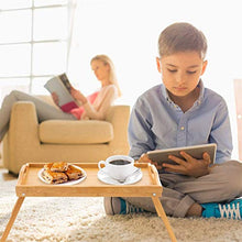 Tavolo da picnic all'aperto Tavolo per vassoio del letto di bambù con gambe pieghevoli, vassoio di servizio multiuso multiuso, adatto per la scrivania del laptop, mangiare snack e lettura Bbq Party Ta