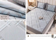 Summer Sleep Mat Mat 600D Ice Seta Tappetino da seta Spessa Pieghevole Lavabile Pieghevole Jacquard Spessore Ice Mat Seta Tre pezzi Pieghevole Pieghevole E Summer Dual-Dual First BedsPread Biancheria