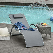 Outsunny Lettino Prendisole in Alluminio, Sedia Sdraio da Giardino in Textilene Nero con Poggiatesta Rimovibile 160x60x65cm