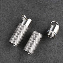 GUOGUODA 2 Pezzi,Mini Bottiglia ermetica Portatile Impermeabile in Titanio,Bottiglia di Emergenza per Sopravvivenza a Secco all'aperto,45 mm * 15 mm + 35 mm * 12 mm