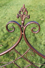 Garden Market Place Panca da giardino in stile elisabettico, con schienale alto, in metallo, finitura bronzo antico, 108 X 143 X 48CM