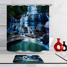 Combinazione Bagno. Immagini Chiare E Colori Vivaci Rendono Il Tuo Bagno Pieno di Vita. Accessori da Bagno. Cascata. Lago.