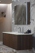 KOHLER K-99009-NA Verdera, armadietto per medicinali a chiusura lenta, con specchio d'ingrandimento da 34" x 30"