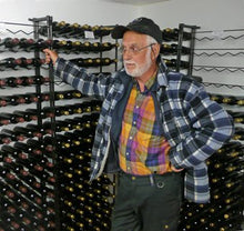 17.20.48 Silver Cantinetta portabottiglie Parigi 48 - Misure Cm 58x24x93h - Dotato di 2 tasselli per Fissaggio a Muro