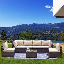 Set di Mobili Patio 7 Pezzi Set Sofà PE Set di Divano in Rattan Set Marrone Conversazione con Conversazione in Vimini Manuale con 6 Cuscini di Seduta Sabbia E 1 Tavolino in Vetro Temperato