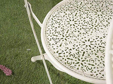 Gruppo Maruccia Set Tavolo e sedie in Metallo Shabby Chic Bianco Anticato per arredare Giardini Bar e Negozi Set di mobili per Esterni
