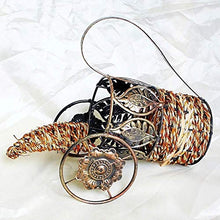 FAGavin Cremagliera del Vino Rattan Cremagliera del Vino Decorazione da Tavolo Vino Rack Controsoffitto in Rattan Accessori for Il Vino Decorazione della Casa in Bronzo