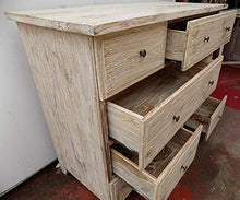 Marblechic - Comò cassettone settimino in teak bianco decapato cm 126x54x100h 8 cassetti