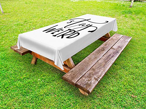 ABAKUHAUS Rimani Strano Tovaglia da Esterno, Essere Fedele a Chi Sei, Tovaglia da Picnic Lavabile Decorativa, 145 cm x 305 cm, Charcoal Grey Bianco