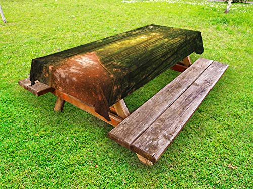 ABAKUHAUS Paesaggio Tovaglia da Esterno, Misty Forest View Alberi, Tovaglia da Picnic Lavabile Decorativa, 145 cm x 210 cm, Forest Green Scuro Peach