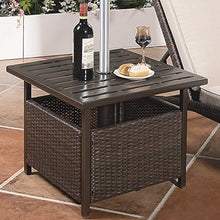 COSTWAY Tavolo di Vimini Giardino con Foro per Ombrellone, Struttura in Acciaio, Rattan, Marrone, 55,5x55,5x46cm