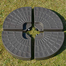 Outsunny Basamento per Ombrellone Decentrato da Giardino con Base a Croce, Set 4 Mattonelle in HDPE da 66x45x10cm