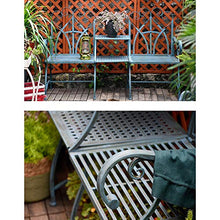 Panca per terrazza con doppia sedia in ferro battuto per esterni, Semplici panchine retrò nel cortile del giardino, Panca decorativa in metallo con schienale / bracciolo / ripiano, adatta per prato